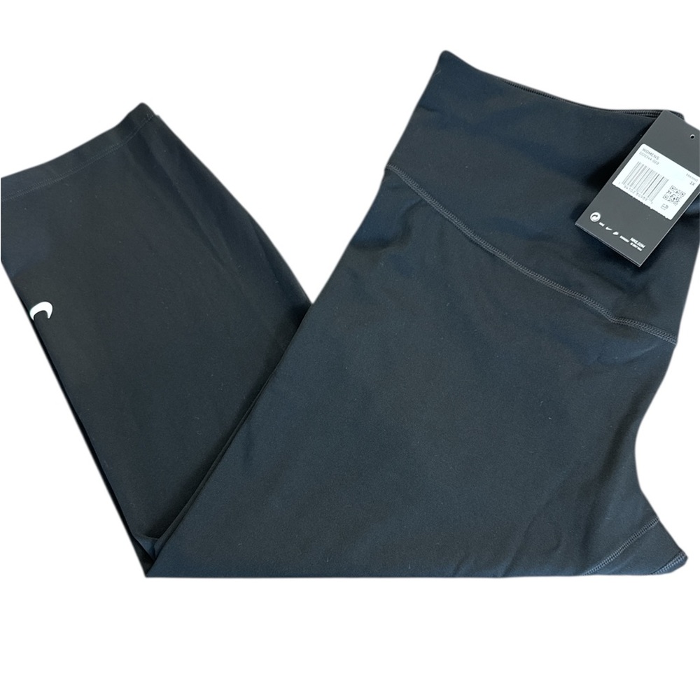Nike One Tight Fit Dri-Fit Crop Leggings Black 1X